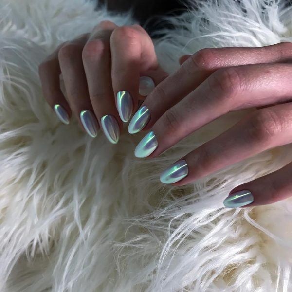 Маникюр с втиркой: необыкновенные идеи дизайна 2021 Маникюр с втиркой: необыкновенные идеи дизайна 2021