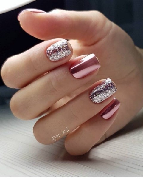 Маникюр с втиркой: необыкновенные идеи дизайна 2021 Маникюр с втиркой: необыкновенные идеи дизайна 2021