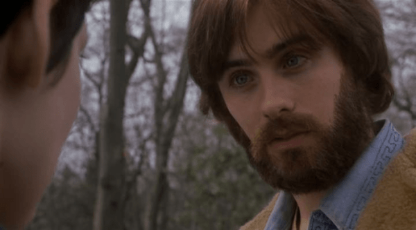 Фильмы, в которых актеры играли персонажей намного младше себя Фильмы, в которых актеры играли персонажей намного младше себя