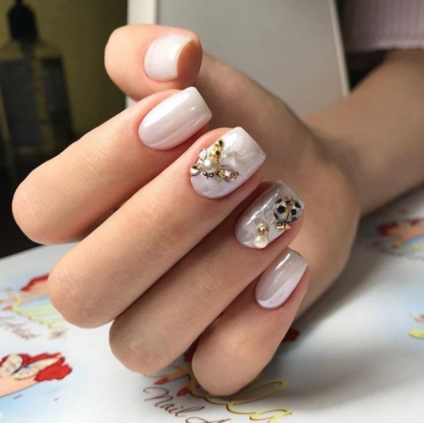 Маникюр с втиркой: необыкновенные идеи дизайна 2021 Маникюр с втиркой: необыкновенные идеи дизайна 2021