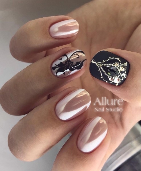 Маникюр с втиркой: необыкновенные идеи дизайна 2021 Маникюр с втиркой: необыкновенные идеи дизайна 2021