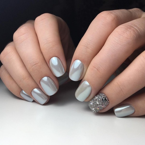 Маникюр с втиркой: необыкновенные идеи дизайна 2021 Маникюр с втиркой: необыкновенные идеи дизайна 2021