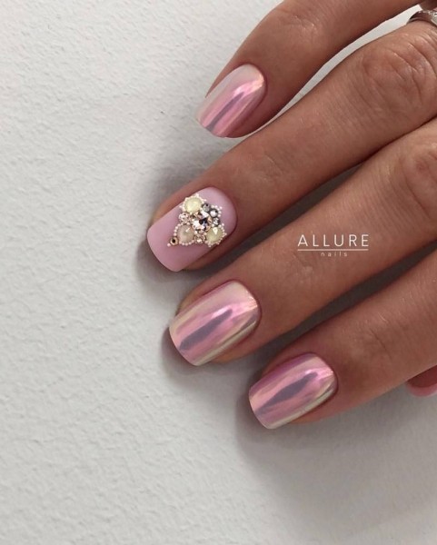 Маникюр с втиркой: необыкновенные идеи дизайна 2021 Маникюр с втиркой: необыкновенные идеи дизайна 2021