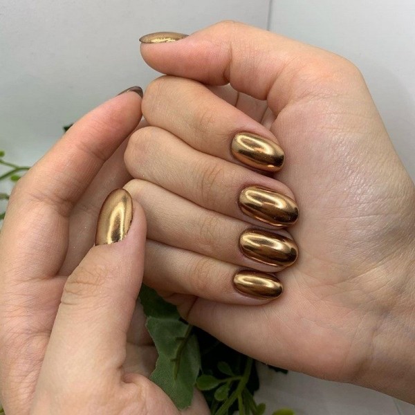 Маникюр с втиркой: необыкновенные идеи дизайна 2021 Маникюр с втиркой: необыкновенные идеи дизайна 2021