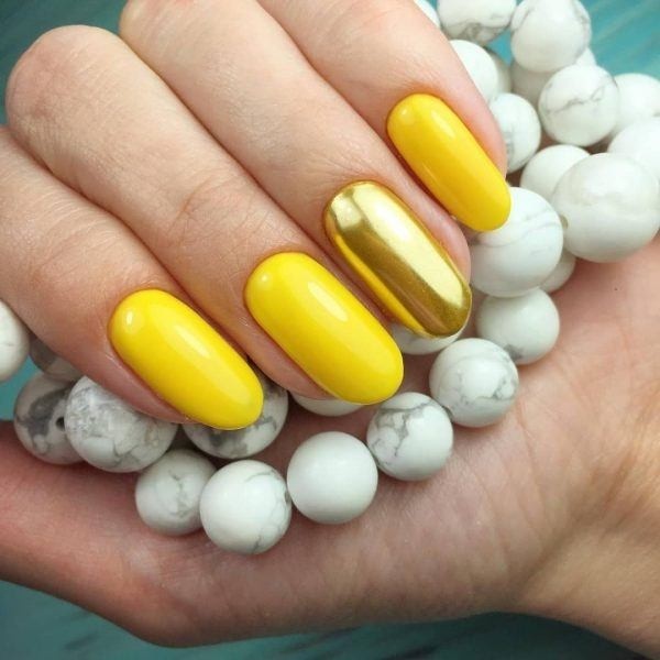 Маникюр с втиркой: необыкновенные идеи дизайна 2021 Маникюр с втиркой: необыкновенные идеи дизайна 2021