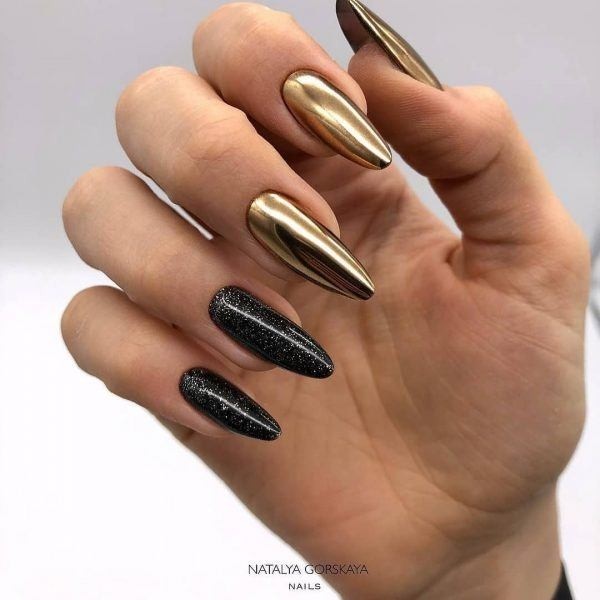 Маникюр с втиркой: необыкновенные идеи дизайна 2021 Маникюр с втиркой: необыкновенные идеи дизайна 2021