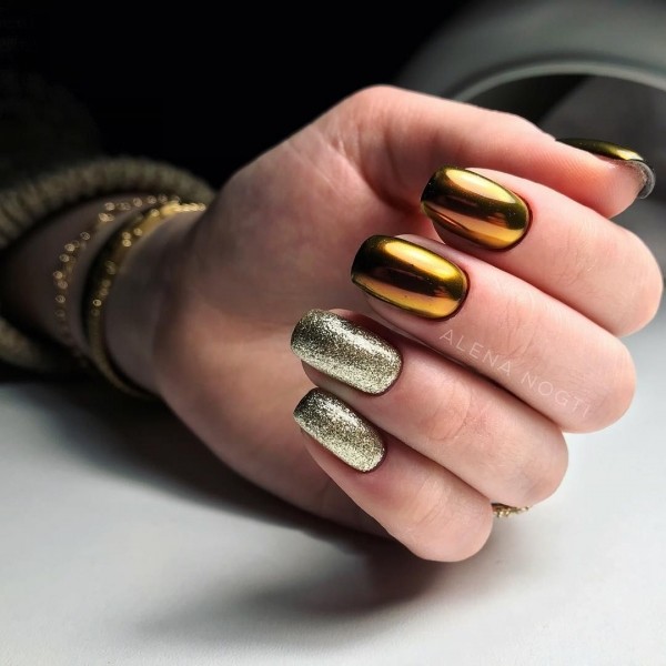 Маникюр с втиркой: необыкновенные идеи дизайна 2021 Маникюр с втиркой: необыкновенные идеи дизайна 2021