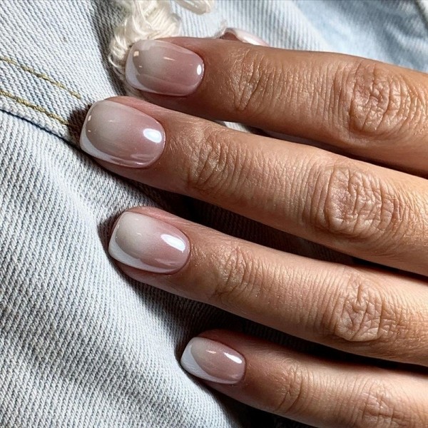 Маникюр с втиркой: необыкновенные идеи дизайна 2021 Маникюр с втиркой: необыкновенные идеи дизайна 2021