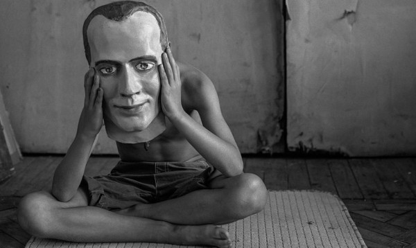 Не пьет таблетки и швыряет ортез в стену. Как лечить подростка, если потом будет поздно? Не пьет таблетки и швыряет ортез в стену. Как лечить подростка, если потом будет поздно?